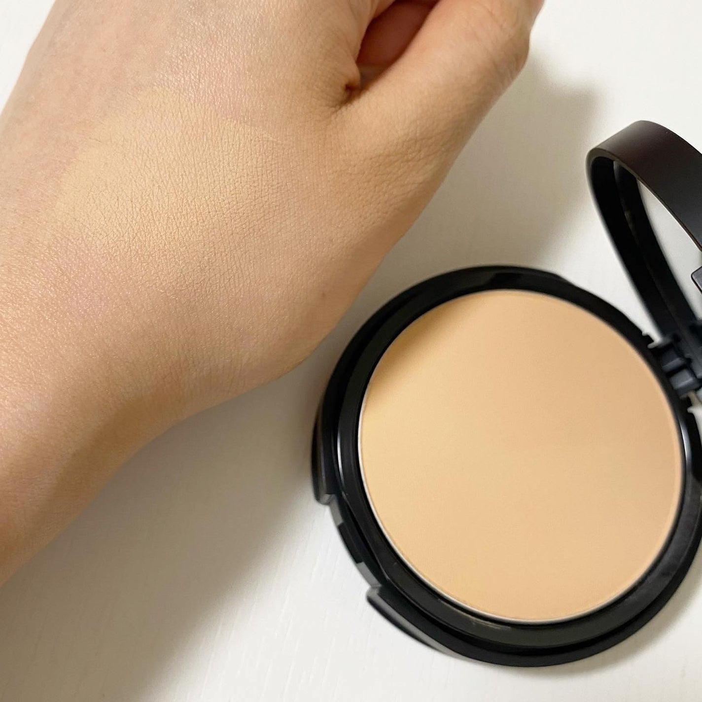 ベアプロ 16HR パウダー ファンデーション/bareMinerals/パウダーファンデーションを使ったクチコミ(4枚目)