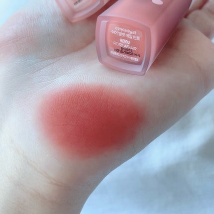 シアーベルベットベールティント /BANILA CO/リップティントを使ったクチコミ(4枚目)