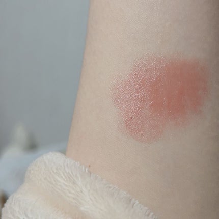 ラスティンググロスリップ/CEZANNE/口紅を使ったクチコミ(2枚目)