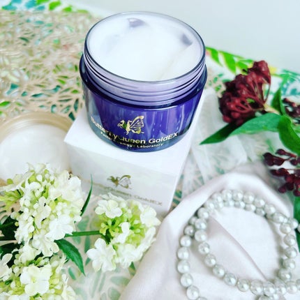 バタフライクイーン ゴールドエクストラ/フェイシャルコスメティック研究所/オールインワン化粧品を使ったクチコミ(2枚目)