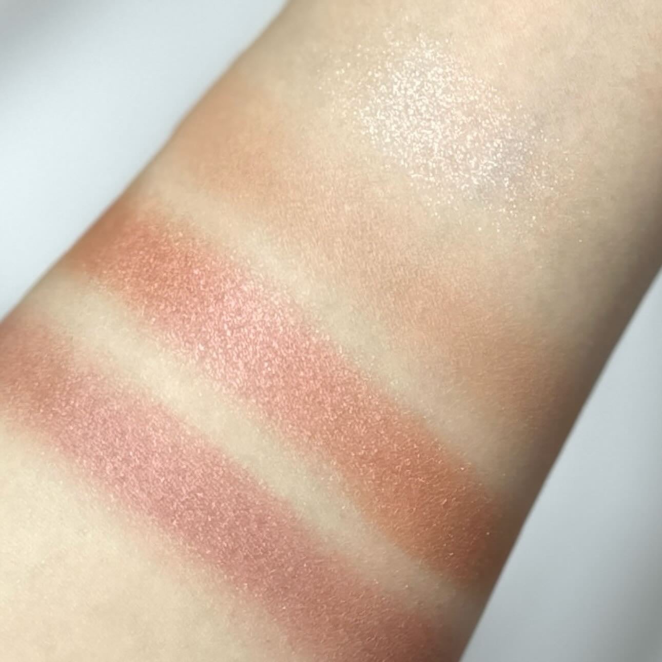 シグニチャー カラー アイズ/SUQQU/アイシャドウパレットを使ったクチコミ(2枚目)