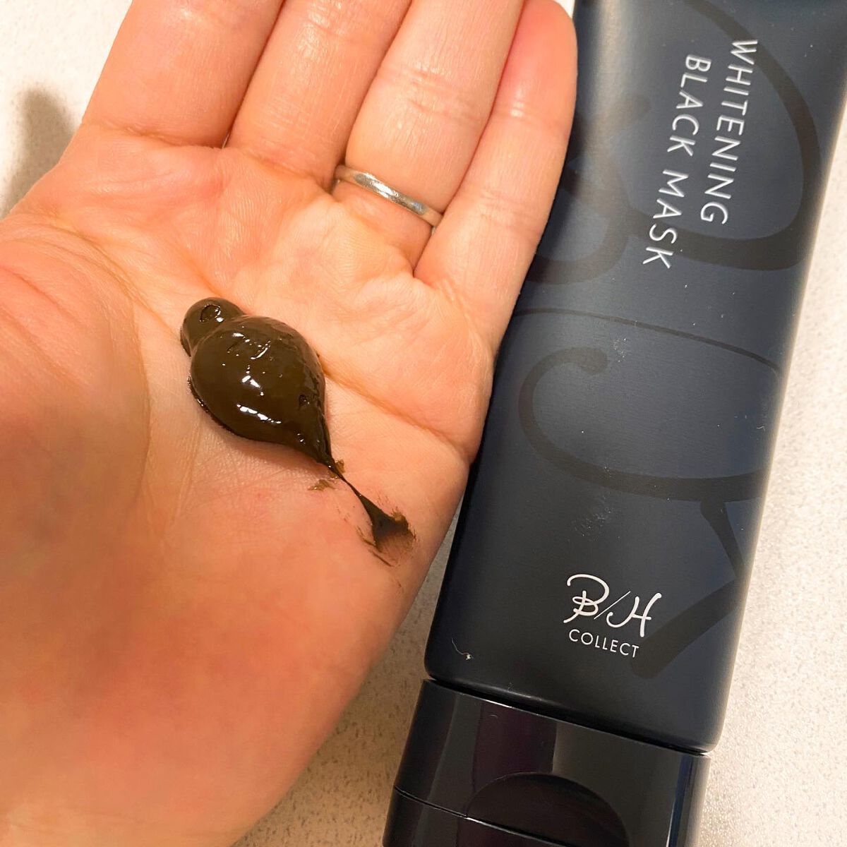 ホワイトニング ブラック マスク/B/H COLLECT/洗い流すパック・マスクを使ったクチコミ（2枚目）