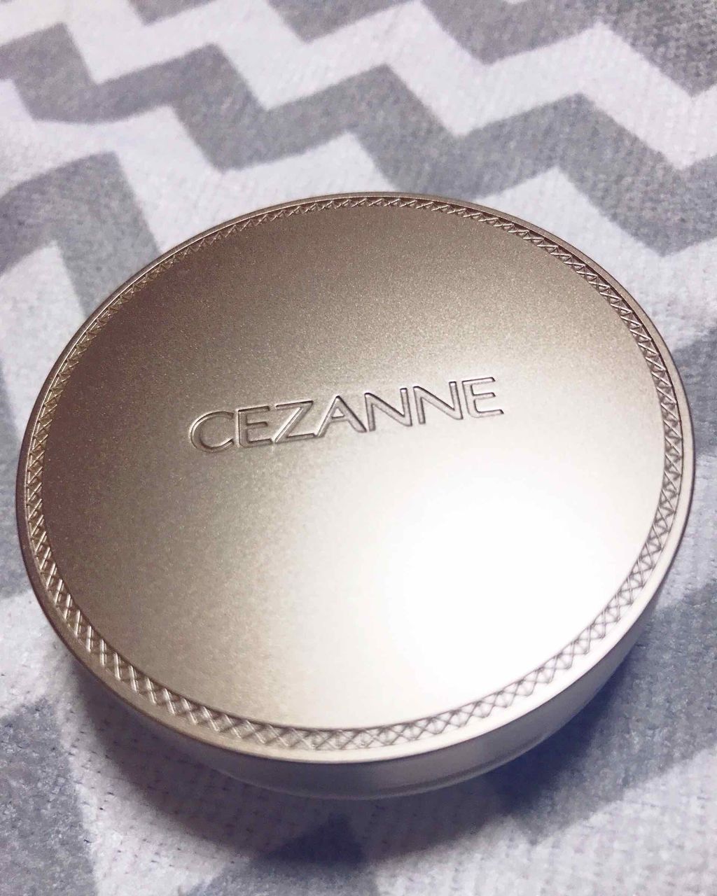 UVシルクフェイスパウダー/CEZANNE/プレストパウダーを使ったクチコミ（3枚目）