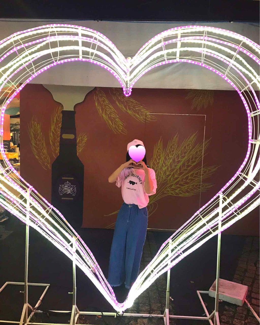 めいめい 👀 on LIPS 「質問コーナー2🎉🎉🎉🎉🎉🎉🎉🎉こんばんは、めいめいです🤗2人目..」(1枚目)