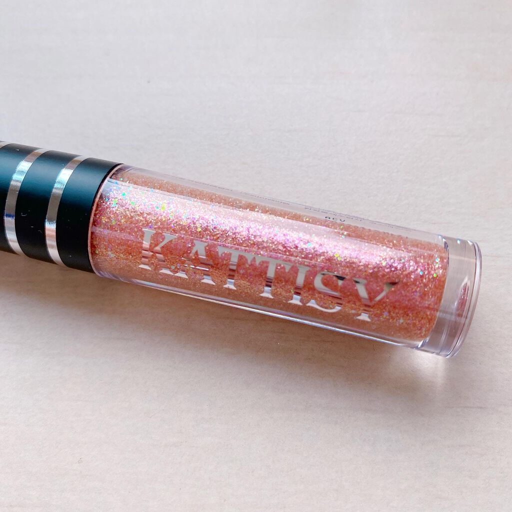 KATTISY Twinkle Beam Glitter Liner/YOUR BRAND/グリッターを使ったクチコミ(3枚目)