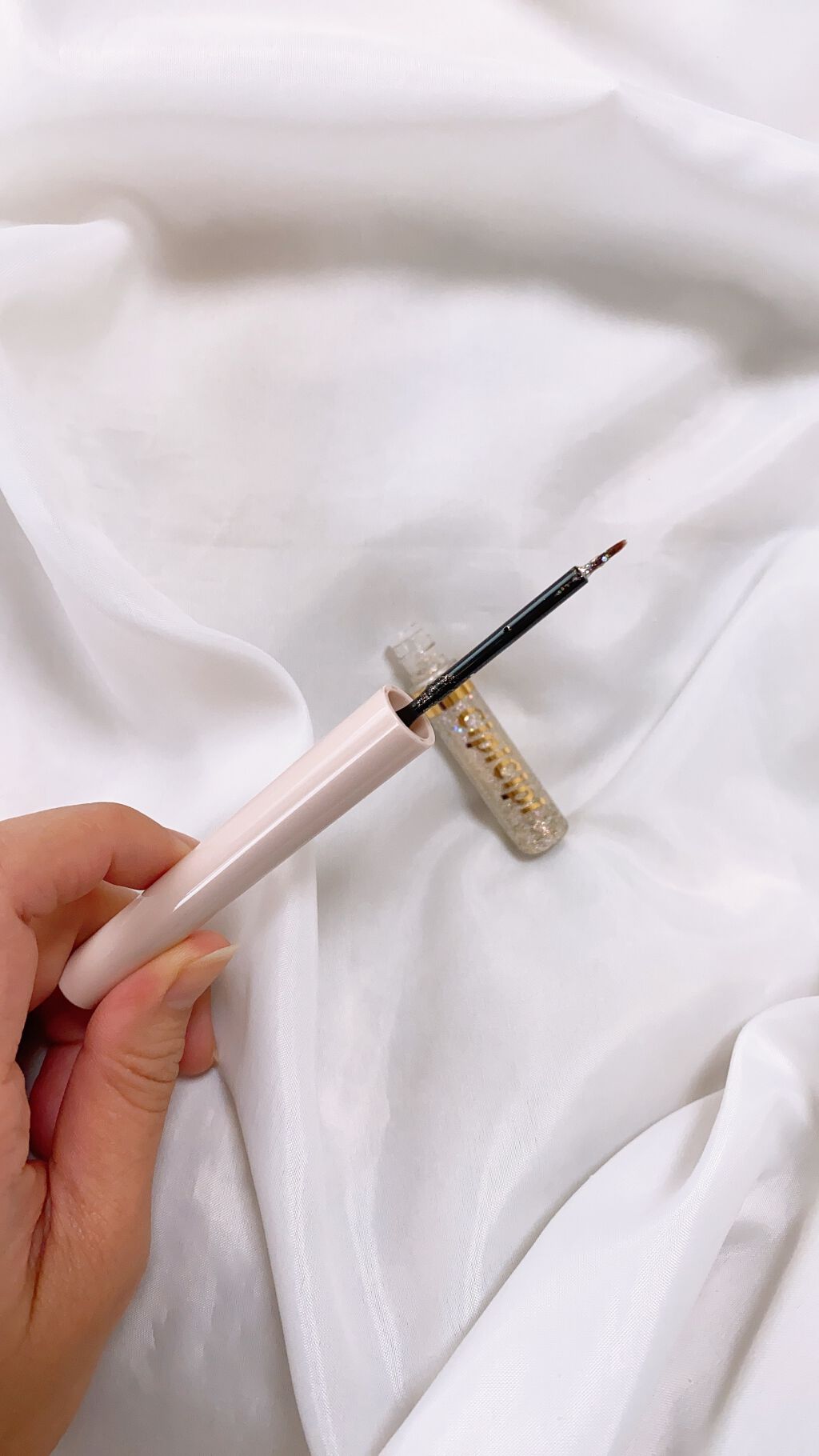 グリッターイルミネーションライナー/CipiCipi/リキッドアイライナーを使ったクチコミ(3枚目)