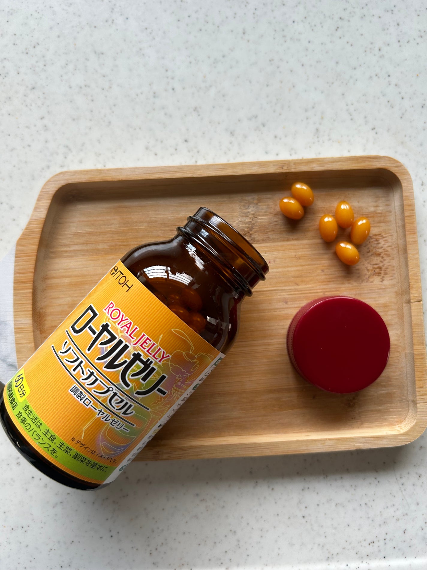 ローヤルゼリーソフトカプセル/井藤漢方製薬/健康サプリメントを使ったクチコミ(1枚目)