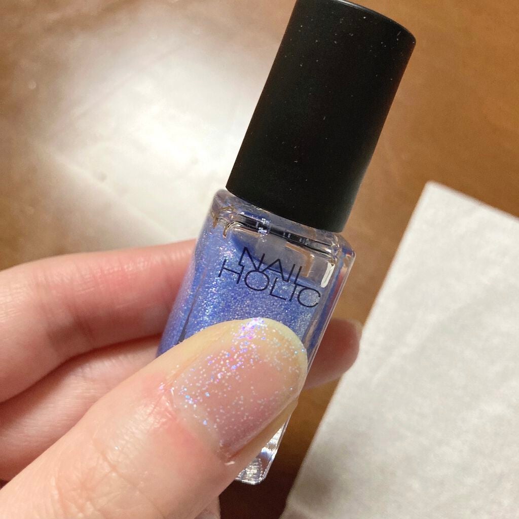 ネイルホリック Aurora Glitter/ネイルホリック/マニキュアを使ったクチコミ(1枚目)