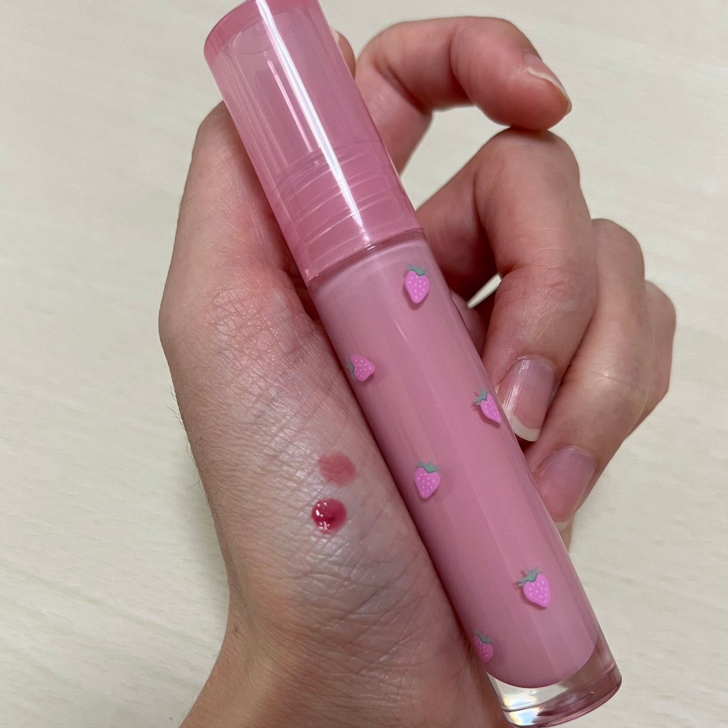 ウォーターブラーティント/dasique/リップティントを使ったクチコミ(1枚目)