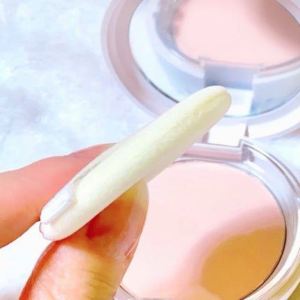 グローパウダーパクト/ABOUT TONE/プレストパウダーを使ったクチコミ(4枚目)