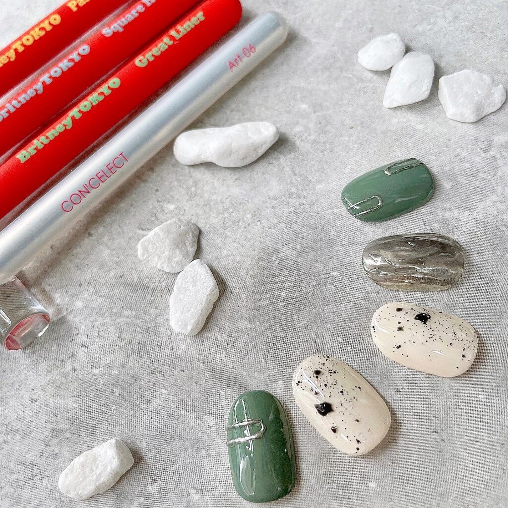 毎日投稿❤︎プチプラで小綺麗な50代を目指す‼️❤︎ on LIPS 「❤︎簡単ダルメシアンネイル❤︎②1年中可愛いダルメシアン😍これ..」(4枚目)