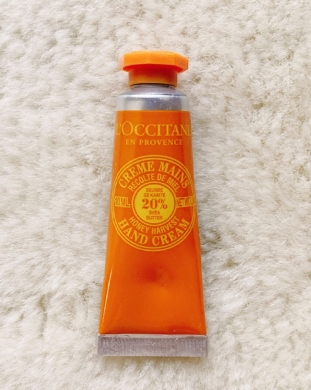 ハニーハイヴ シア ハンドクリーム/L'OCCITANE/ハンドクリームを使ったクチコミ（2枚目）