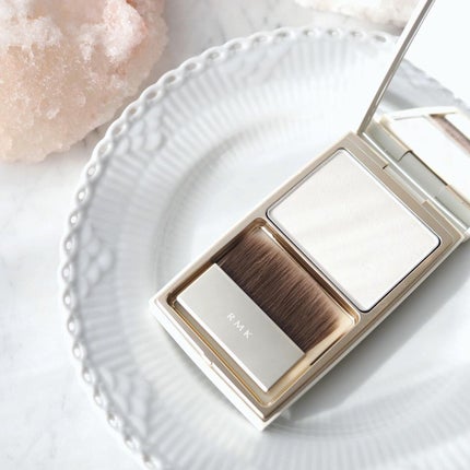 シルクフィット セッティングパウダー/RMK/プレストパウダーを使ったクチコミ(2枚目)