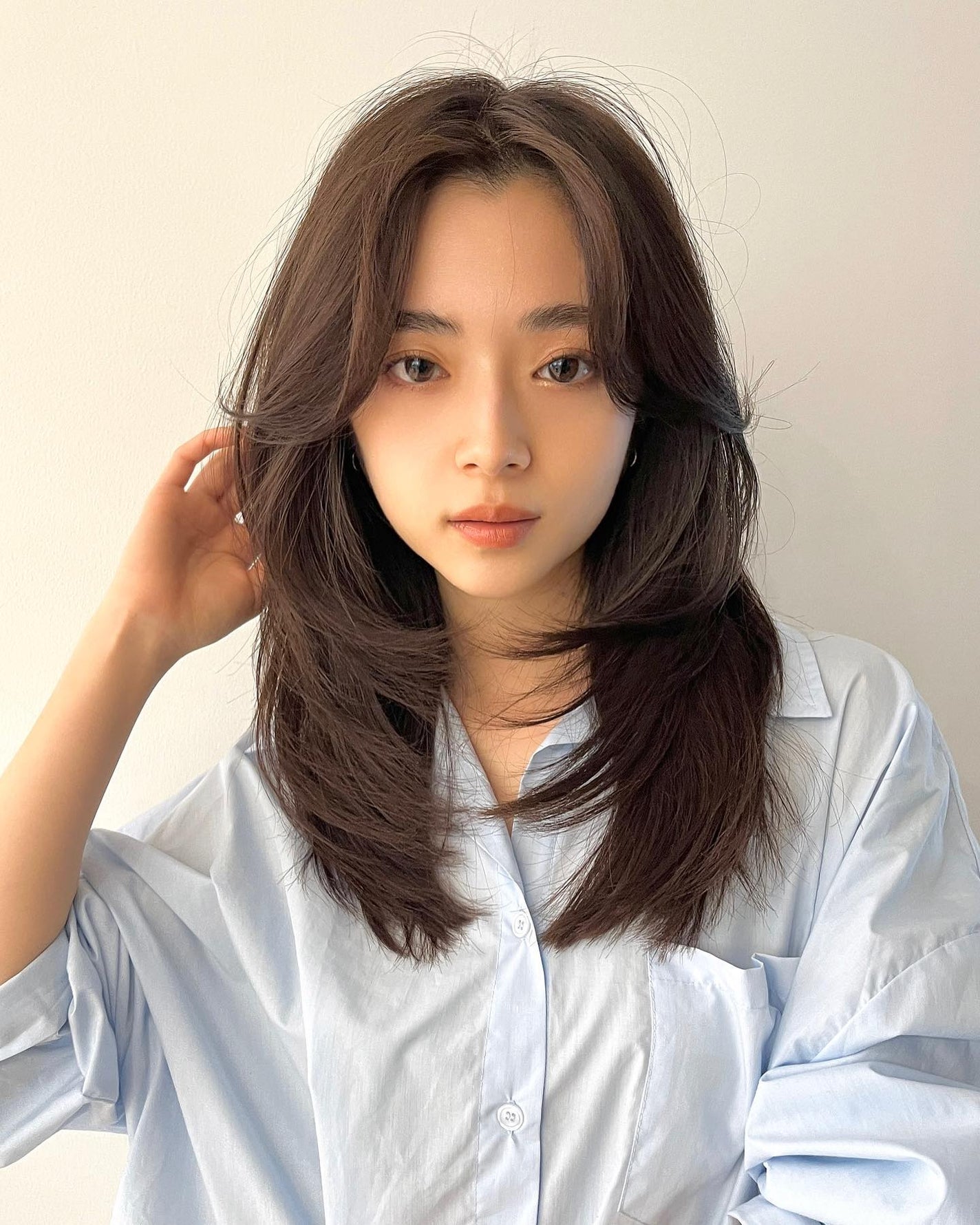 HARUNA on LIPS 「柔らかいレイヤースタイルと、大切な顔周りカット💇🏼♀️顔周り..」(2枚目)