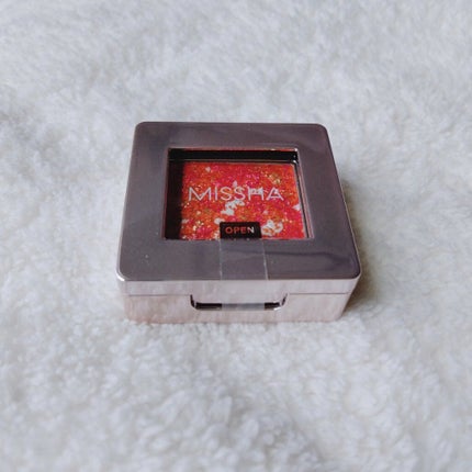 グリッタープリズム シャドウ/MISSHA/グリッターを使ったクチコミ(1枚目)