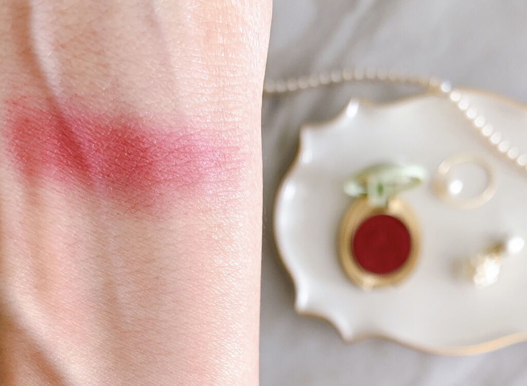 アイカラー/レ・メルヴェイユーズ ラデュレ/単色アイシャドウを使ったクチコミ（2枚目）