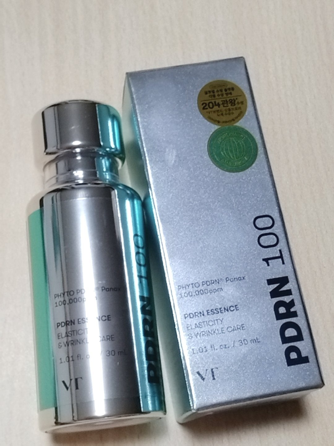 さよこ on LIPS 「#PR#VT#TXトーニング #40万個突破#肌悩み打破PDR..」(1枚目)