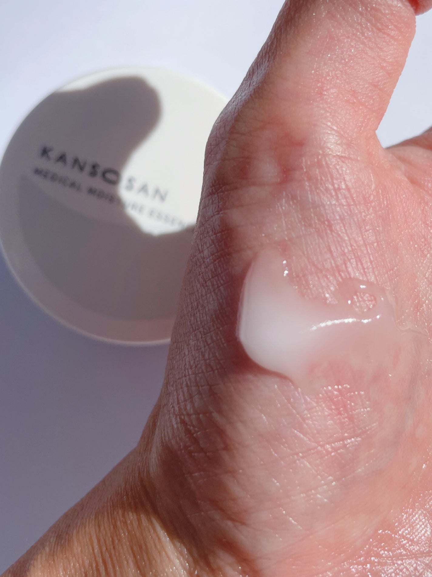 乾燥さん 薬用しっとりクリーム 【医薬部外品】/乾燥さん/フェイスクリームを使ったクチコミ(4枚目)