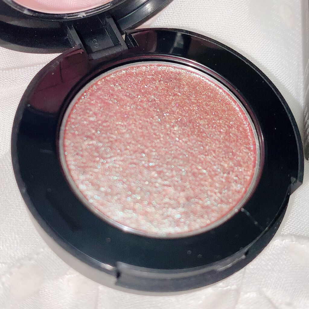 シングル アイシャドウ/ZENN.th/単色アイシャドウを使ったクチコミ(2枚目)