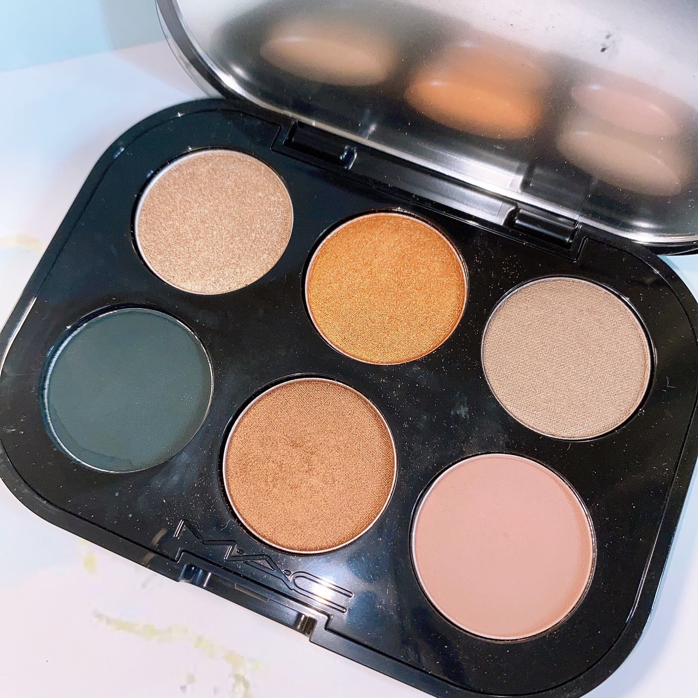 コネクト イン カラー アイシャドウ パレット × 6/M・A・C/アイシャドウパレットを使ったクチコミ(5枚目)