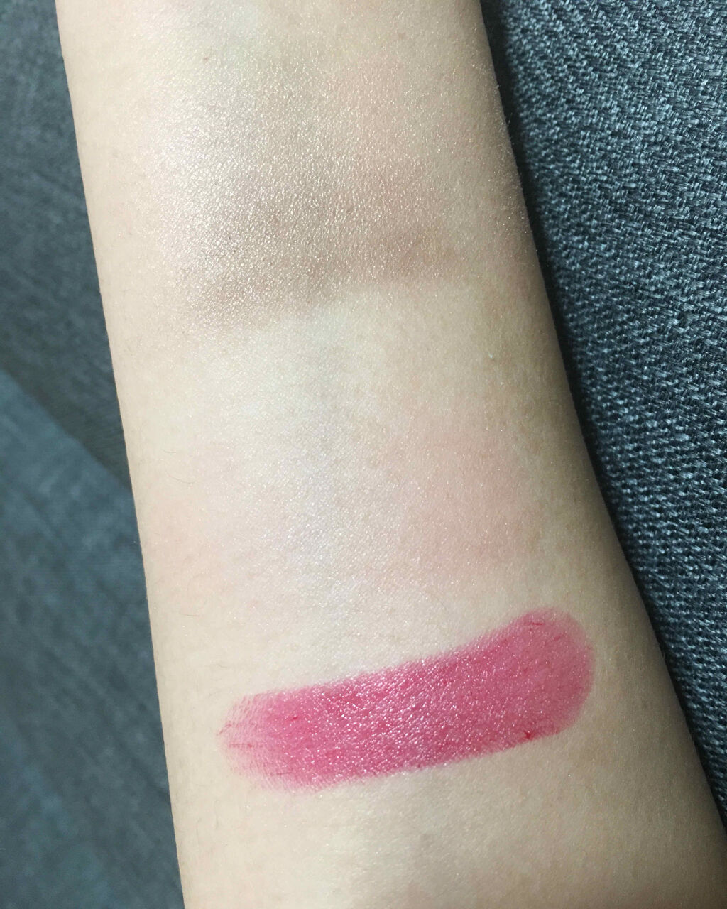 プラチナム 顔色アップ ラスティングルージュ/エルシア/口紅を使ったクチコミ（2枚目）