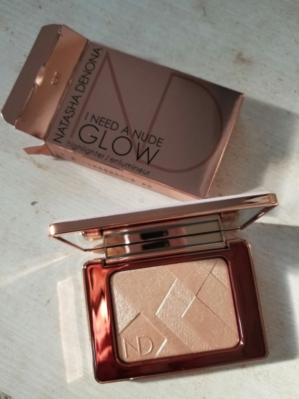 I Need A Nude Glow Highlighter/Natasha Denona/パウダーハイライトを使ったクチコミ(3枚目)