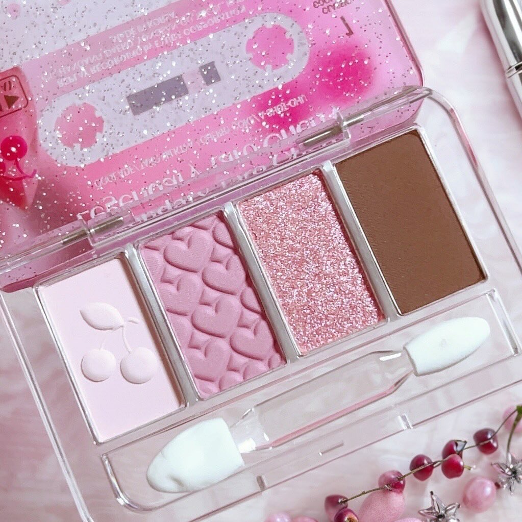 プレイカラーアイズミニ　リプレイコレクション/ETUDE/アイシャドウパレットを使ったクチコミ（2枚目）