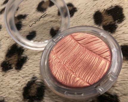 エクストラ ディメンション スキンフィニッシュ/M・A・C/プレストパウダーを使ったクチコミ(1枚目)