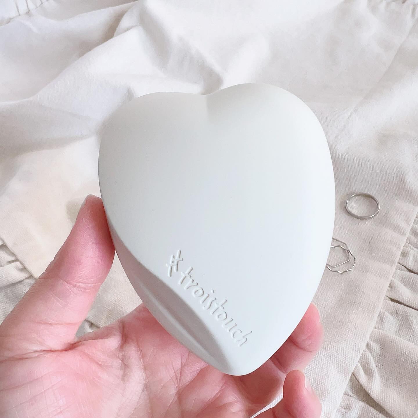 トワタッチ ハートクッション マットカバー/troistouch/クッションファンデーションを使ったクチコミ（2枚目）