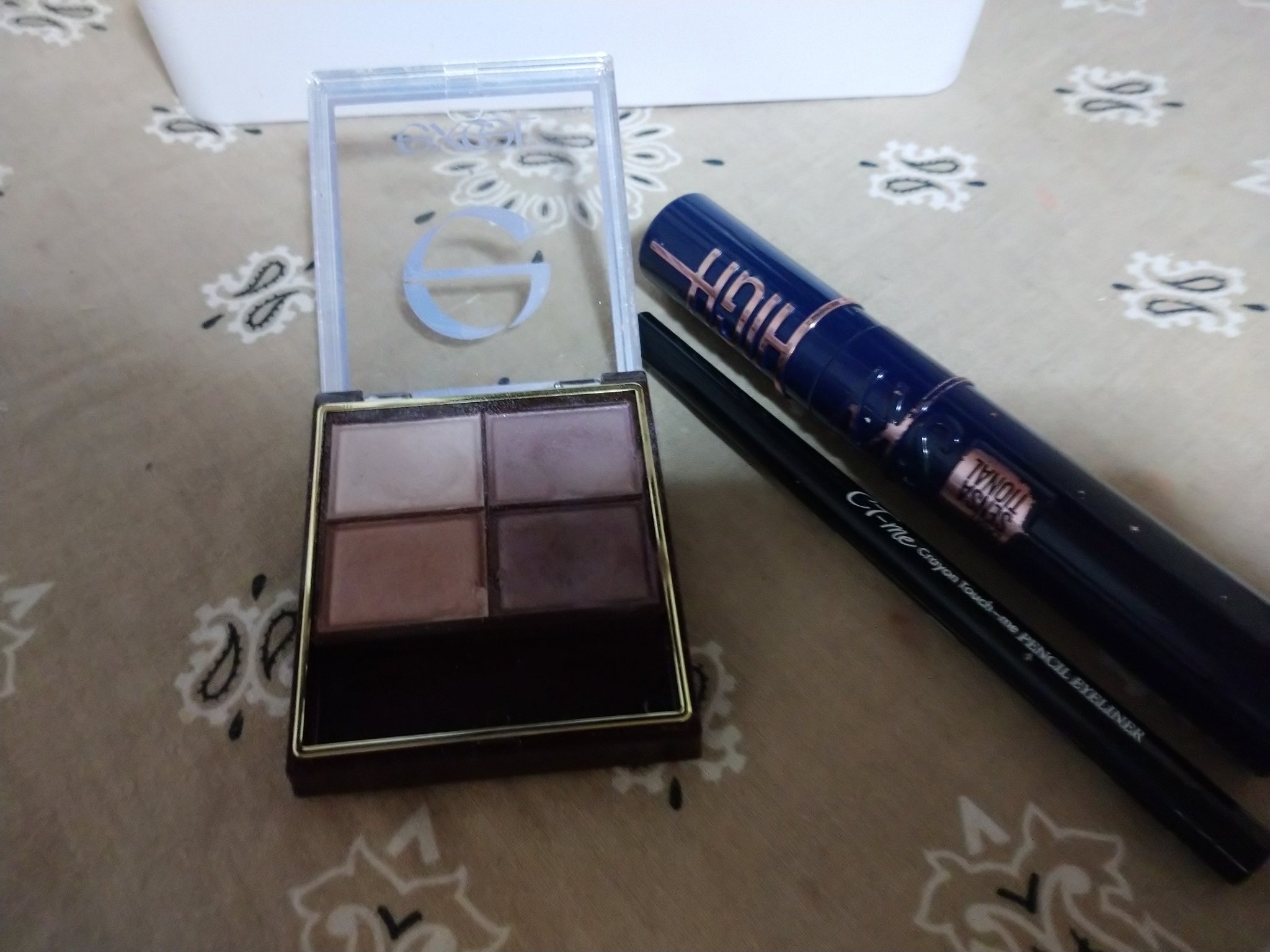 スキニーリッチシャドウ/excel/アイシャドウパレットを使ったクチコミ（1枚目）