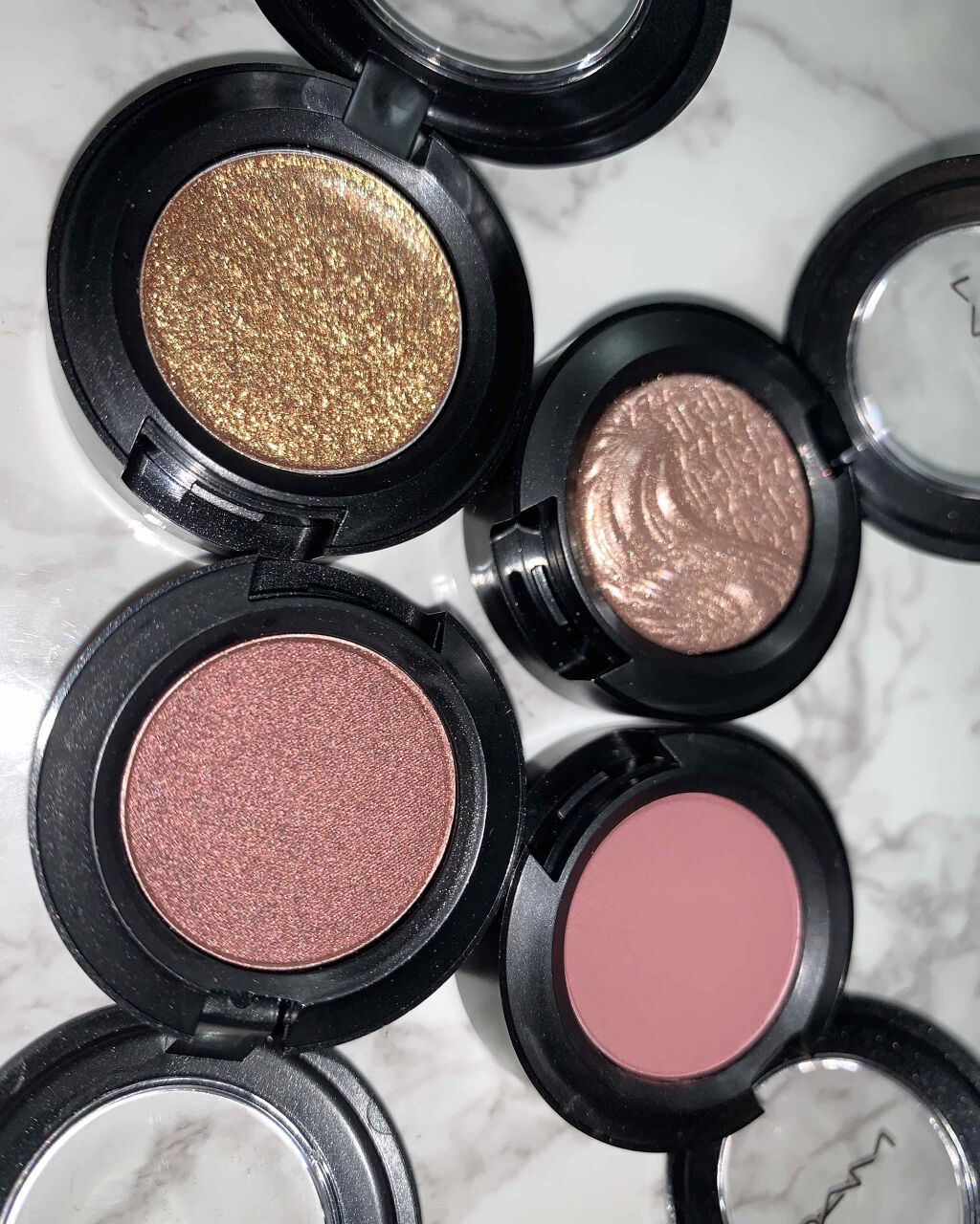 スモール アイシャドウ スター バイオレット/M・A・C/単色アイシャドウを使ったクチコミ（1枚目）