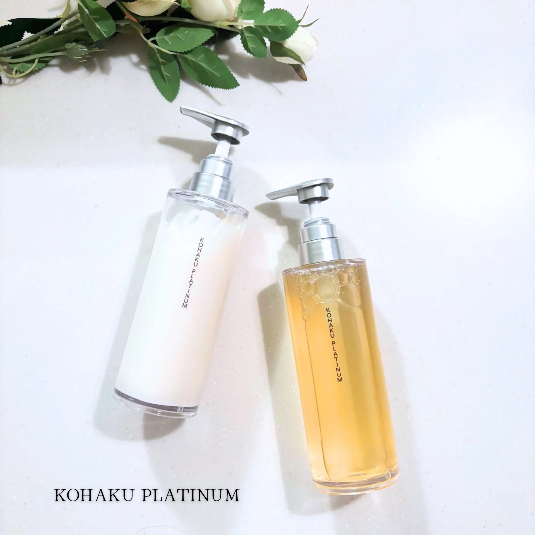高級感✨ギフトにもプレゼントにもおすすめのシャントリ🪞🫧
　________

KOHAKU PLATINUM　
シャンプー／トリートメント
________
 

▼KOHAKU PLATINUM　シャンプー
繰り返すほどに髪を健康で