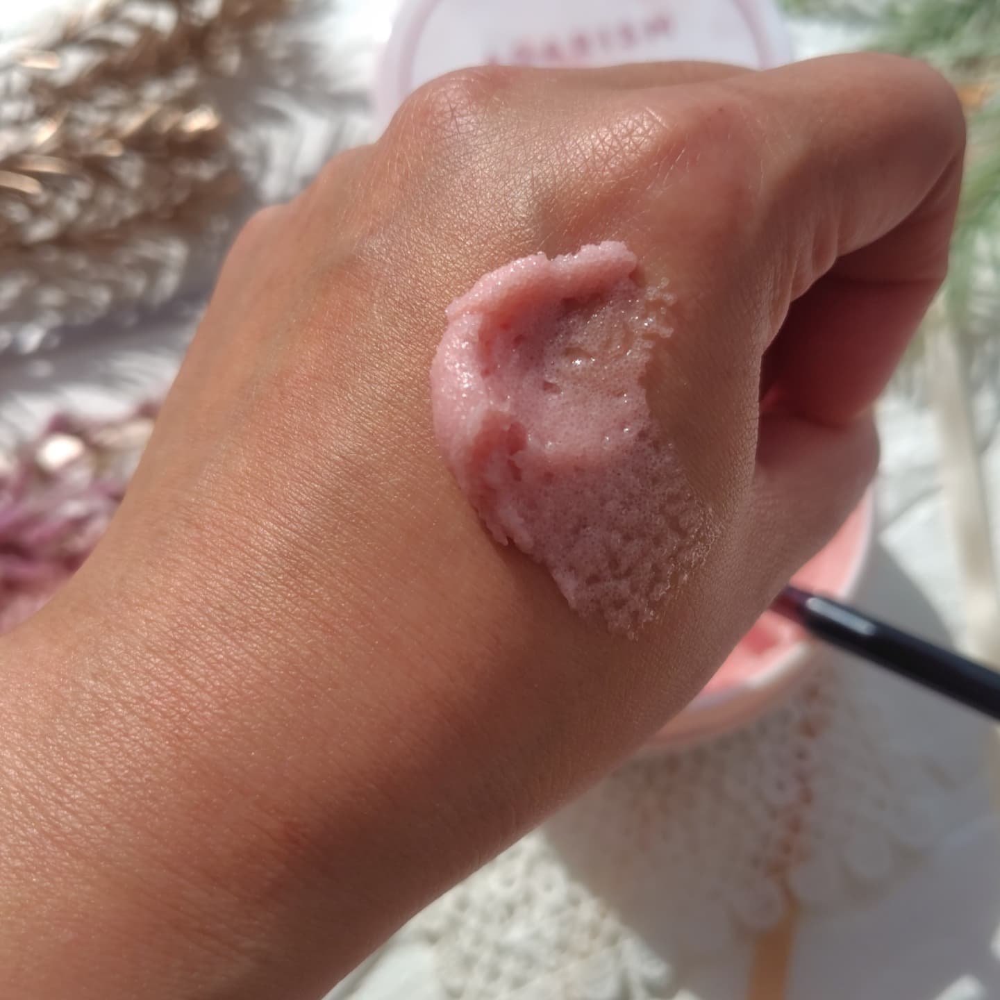 キューミースウィートボムタラソスクラブ　ピオニーブーケの香り/AGARISM/ボディスクラブを使ったクチコミ（3枚目）