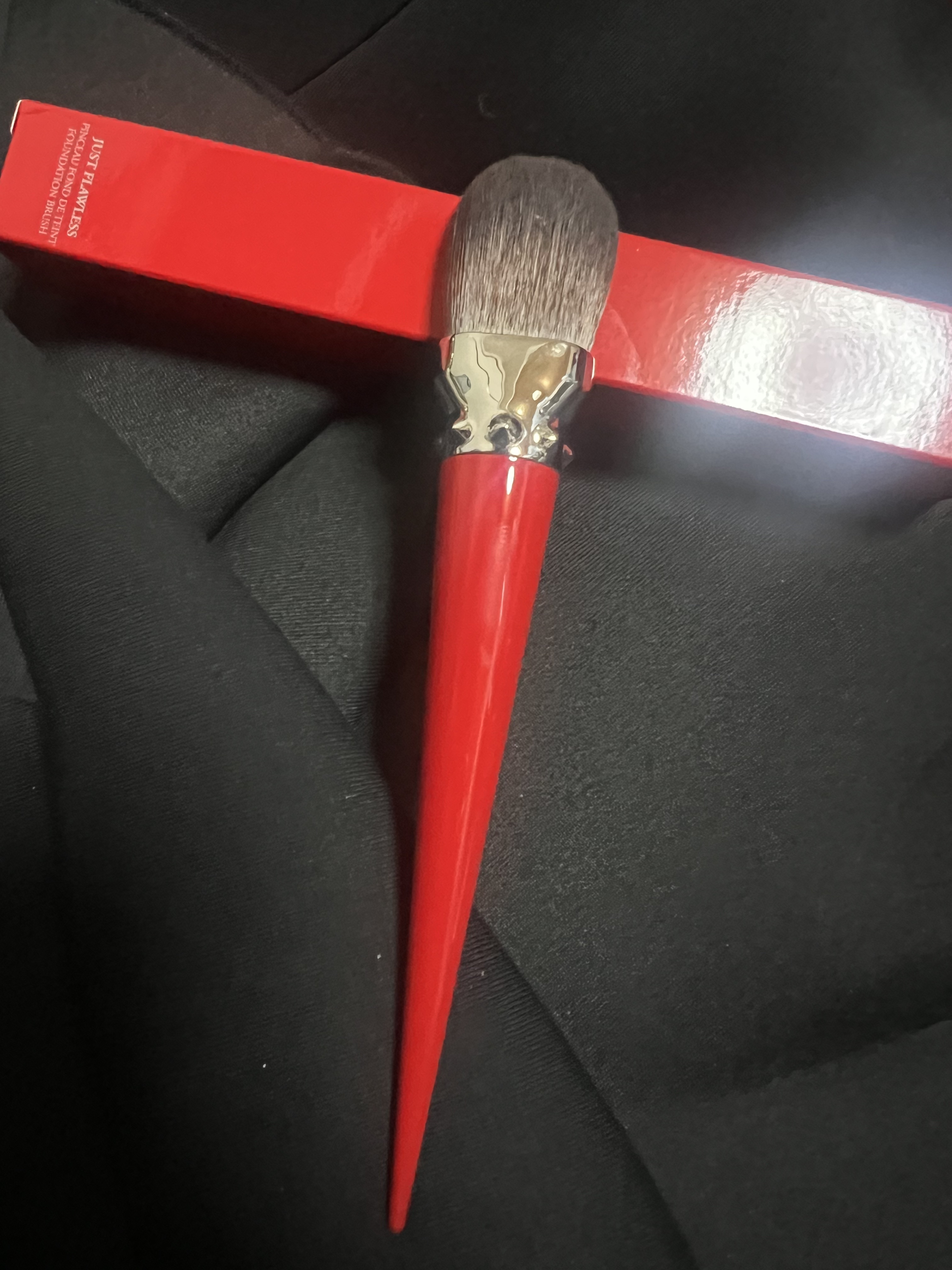 タンフェティッシュ ルクッション/クリスチャン ルブタン/クッションファンデーションを使ったクチコミ（1枚目）