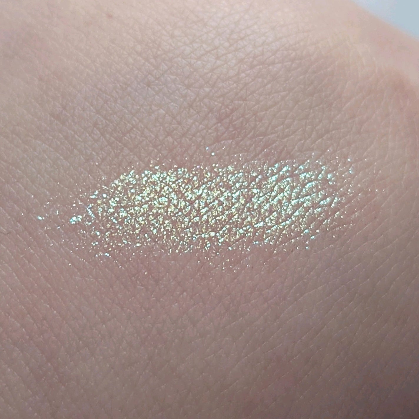 エレガンス ラズル スターアイカラー/エレガンス ラズル /単色アイシャドウを使ったクチコミ(2枚目)