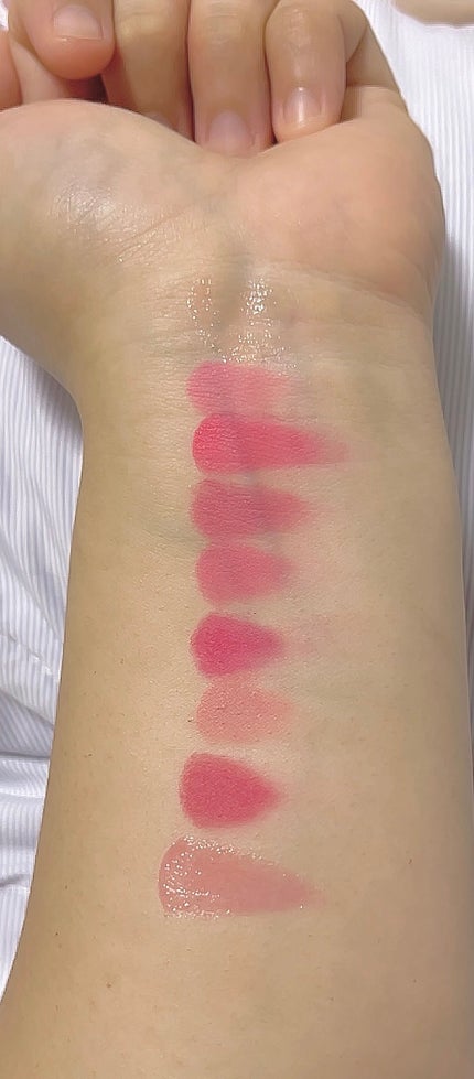 うに on LIPS 「dasiqueの新作、、、やっと届いた!!!まずパレット!手の..」(7枚目)
