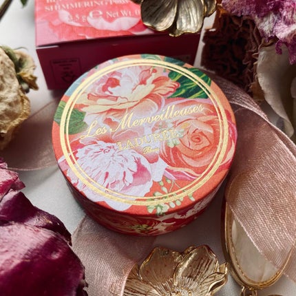 シマリング パウダー ブラッシュ/レ・メルヴェイユーズ ラデュレ/パウダーチークを使ったクチコミ(8枚目)