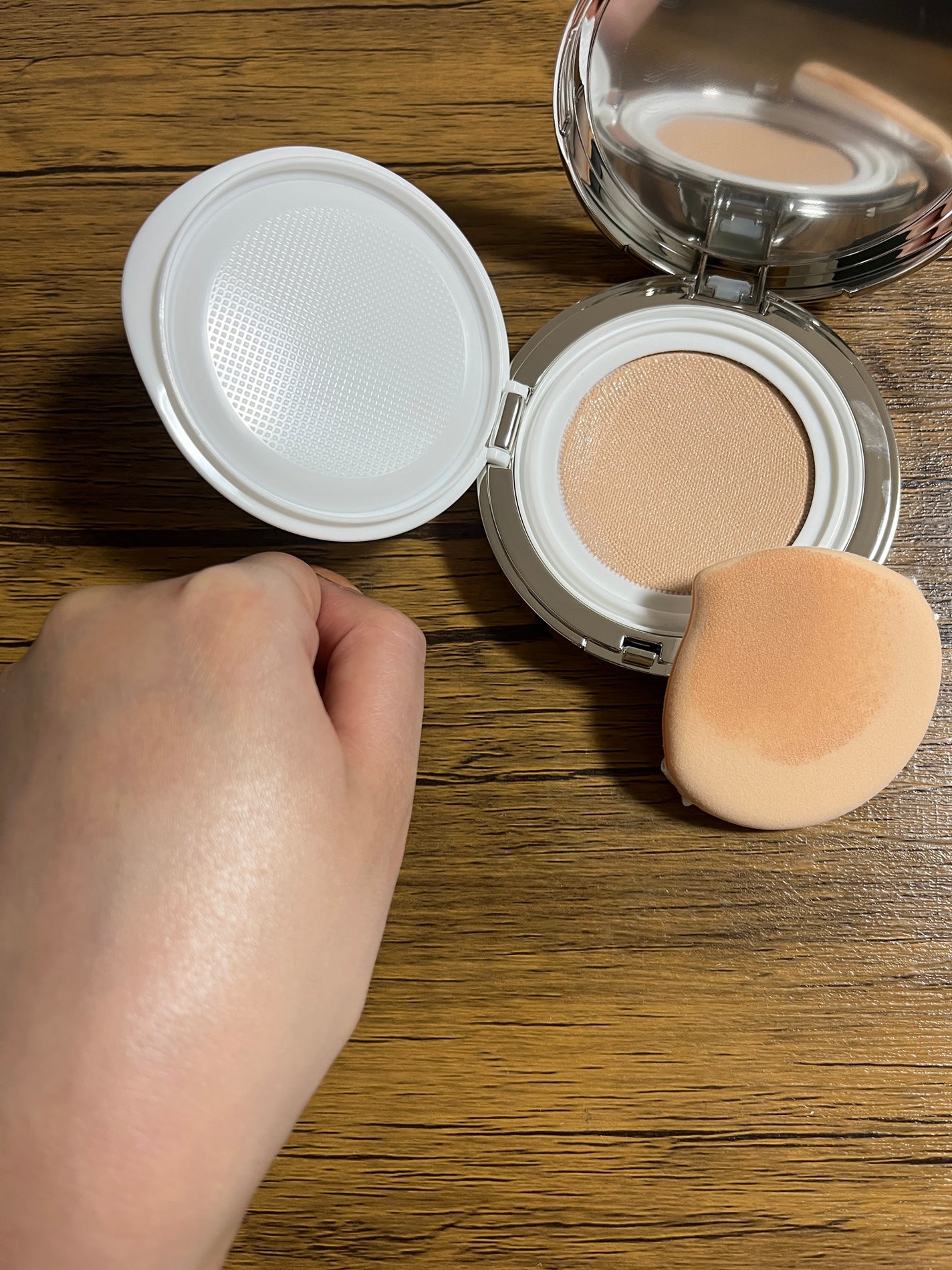 グリーミングテンションパクト/2aN/クリーム・エマルジョンファンデーションを使ったクチコミ(3枚目)