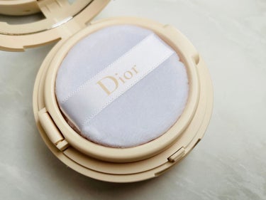 ディオールスキン フォーエヴァー クッション パウダー ラベンダー/Dior/ルースパウダーを使ったクチコミ（2枚目）