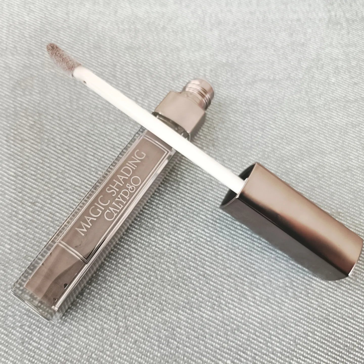 マジックシェーディング クールグレージュ/カリプソ/シェーディングを使ったクチコミ（2枚目）