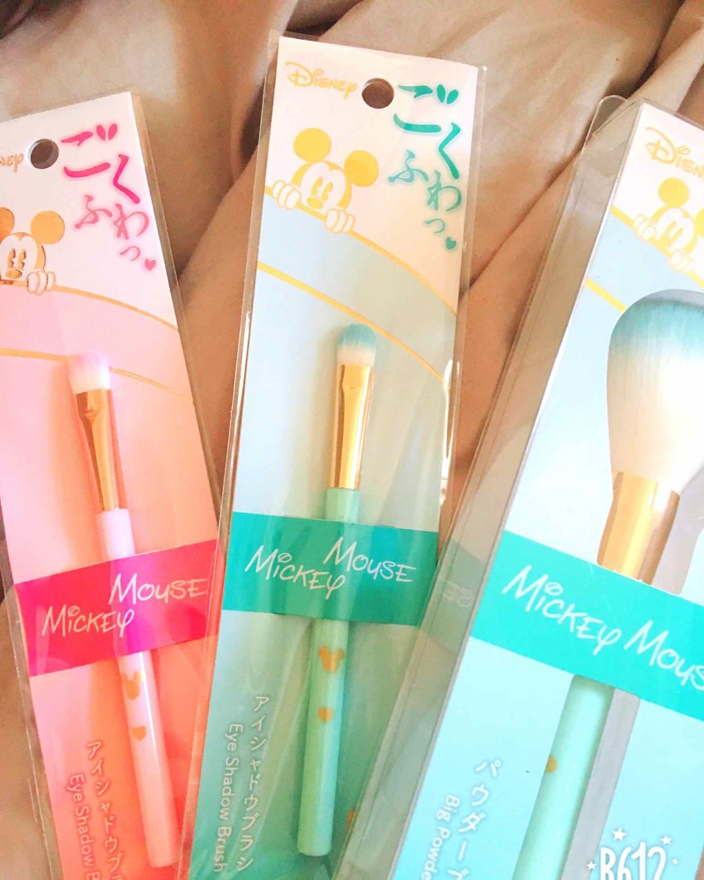 ごくふわっ ミッキーブラシ/DAISO/メイクブラシを使ったクチコミ(1枚目)