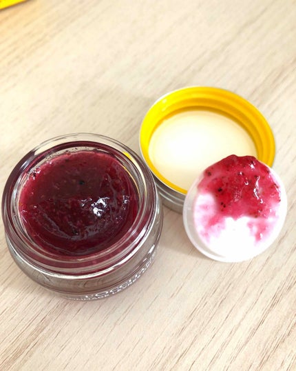 デリシャス&フルーティー リップスクラブ /L'OCCITANE/リップスクラブを使ったクチコミ(2枚目)