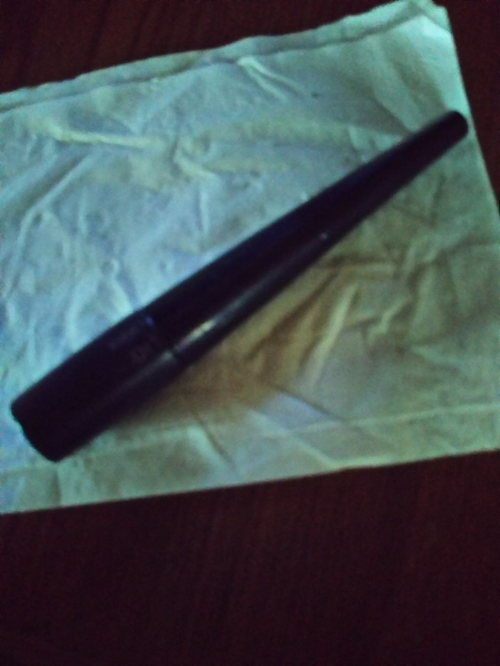 オルビス リキッドアイライナー(旧)のクチコミ「わかりずらいですが、オルビスのリキッドアイライナーです。

開けて見ると細い筆になっております.....」（1枚目）