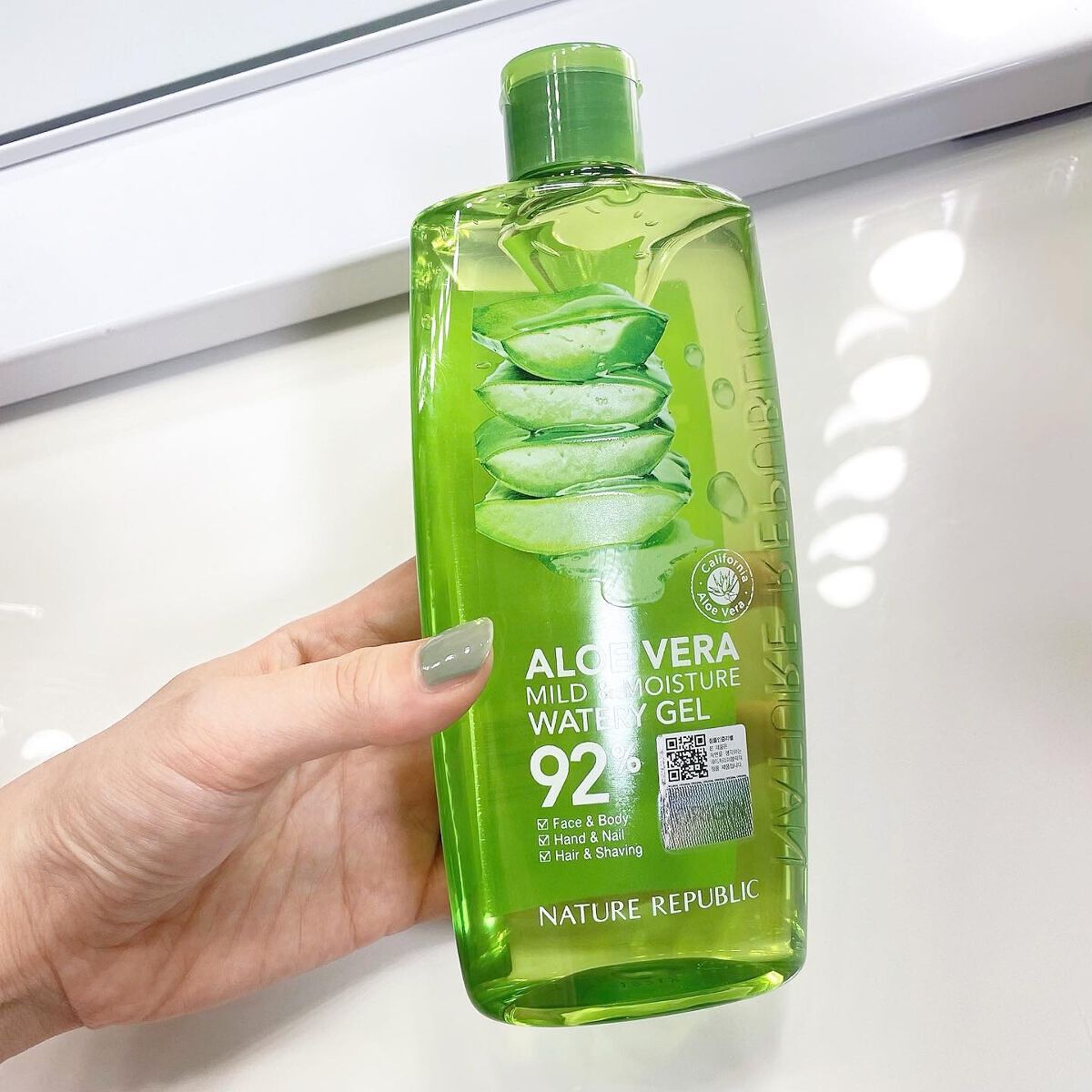 マイルド＆モイスチャーアロエジェル/ネイチャーリパブリック/ボディローションを使ったクチコミ（2枚目）