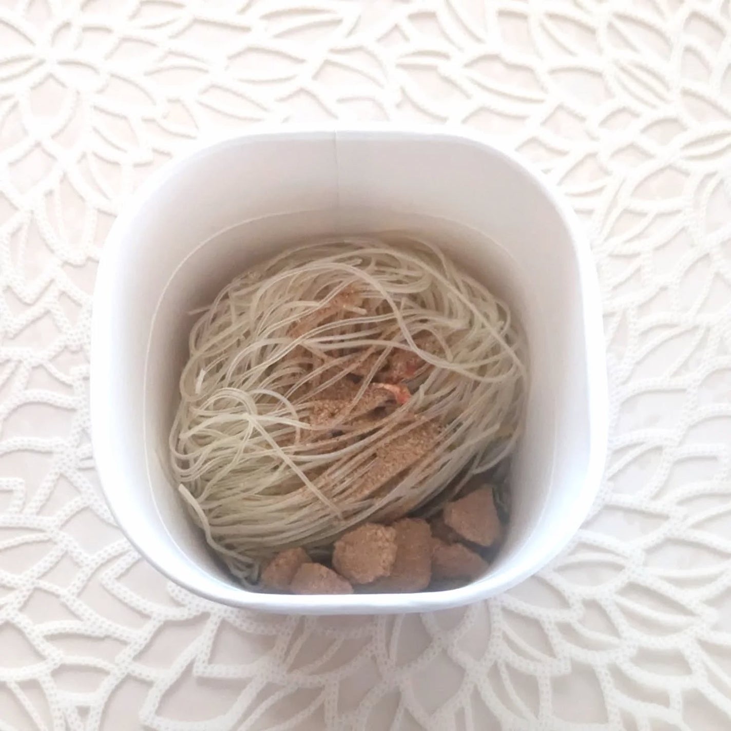 **Smiley** on LIPS 「ヘルシーな即席春雨もちもち食感のさつまいも麺で手軽に食べれる🥢..」(4枚目)