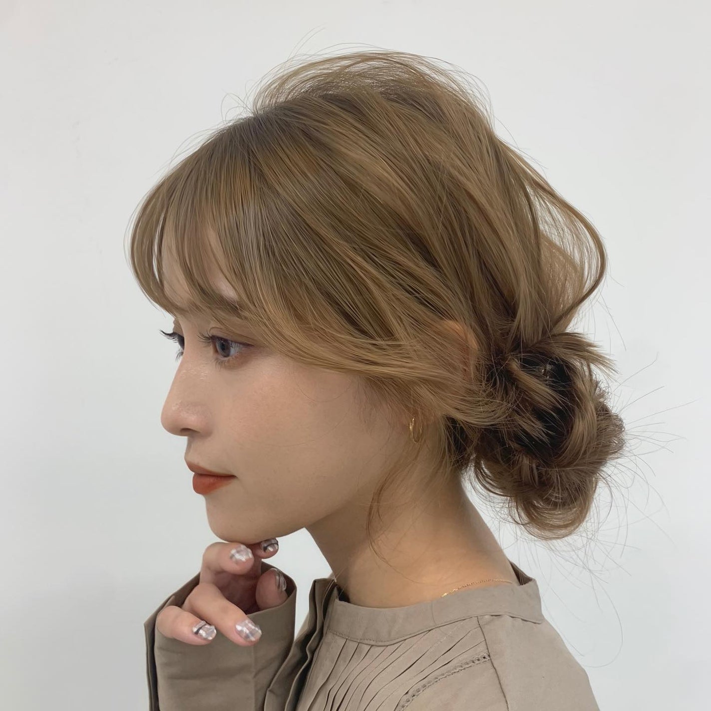 HARUNA on LIPS 「..ゆるくアレンジ✨🌿..柔らかい髪色でアレンジ可愛い🍀..#..」(1枚目)