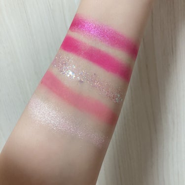 ColourPop pressed powder paletteのクチコミ「\\カラポのピンク可愛すぎる💕//


発色良い派手ピンクだけど
使いやすいよ💗


💗#Co.....」（3枚目）