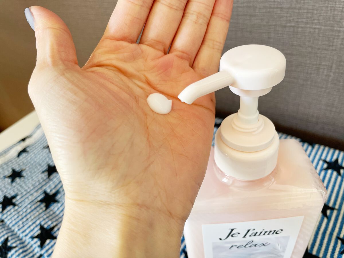 リラックス ミッドナイトリペア シャンプー／ヘアトリートメント (ストレート＆グロス)/Je l'aime/市販シャンプーを使ったクチコミ（3枚目）