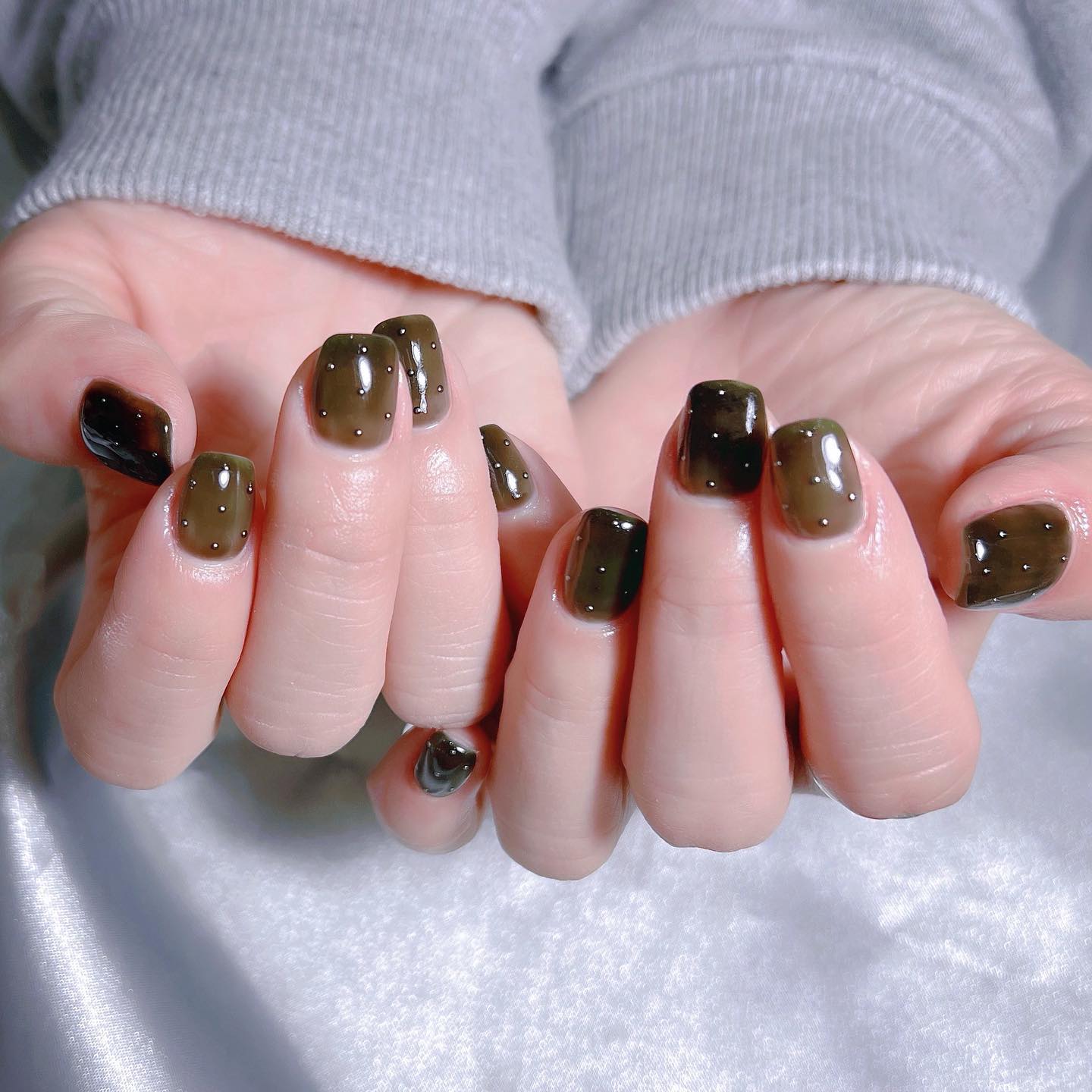 #ネイル,#スタッズネイル,#ドットネイル,#シンプルネイルのネイルデザイン