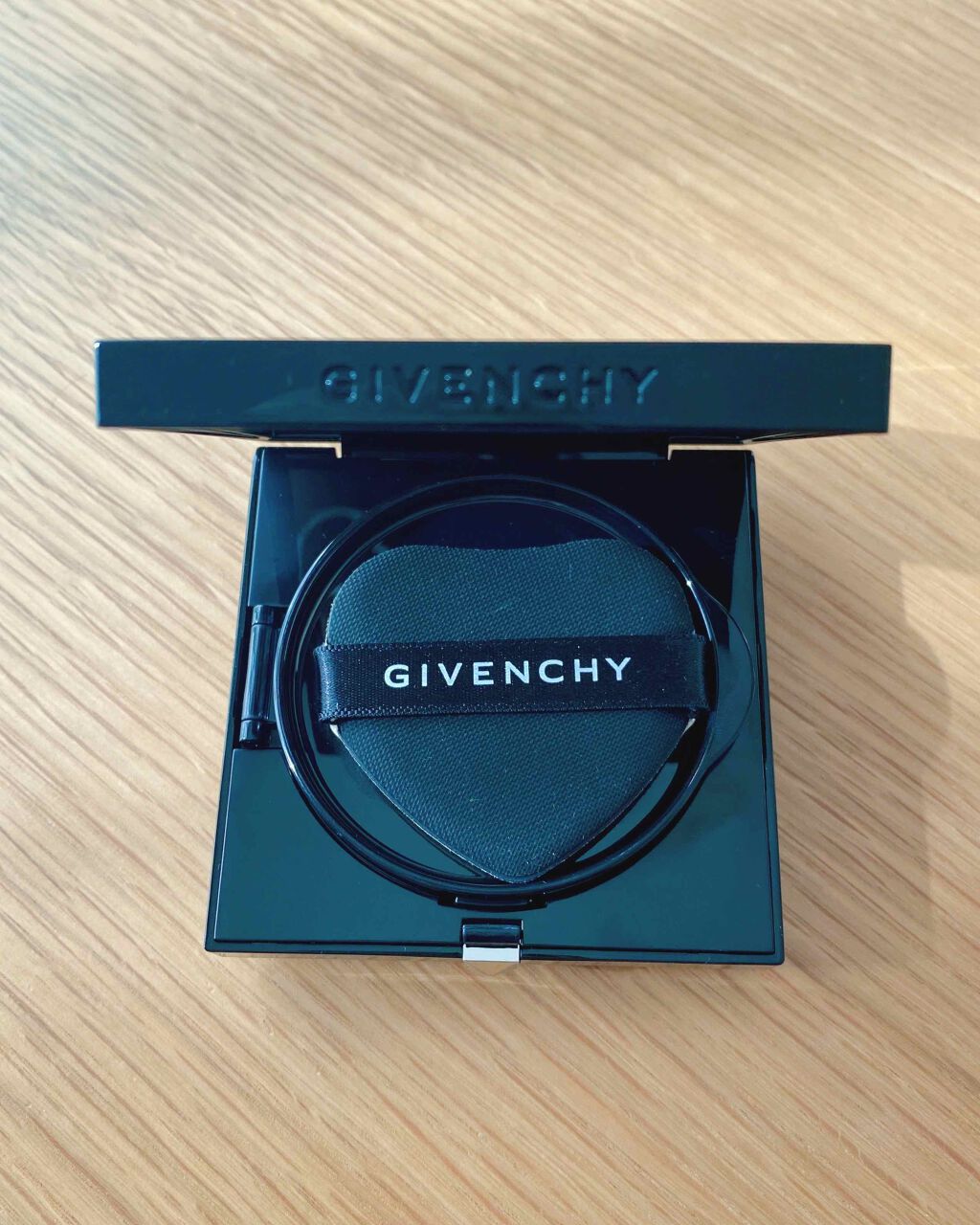 タン・クチュール・クッション/GIVENCHY/クッションファンデーションを使ったクチコミ(2枚目)